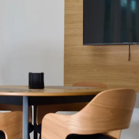 102 - 1 Bedroom In Amando Perez