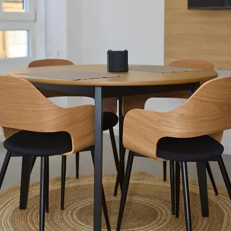 102 - 1 Bedroom In Amando Perez *